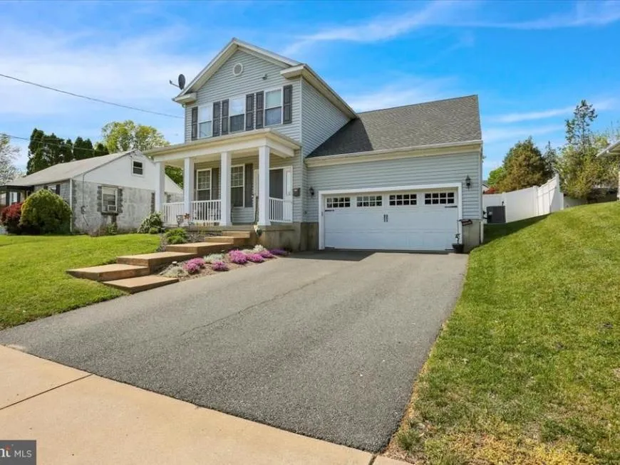 Reading Concrete builds and installs Driveway