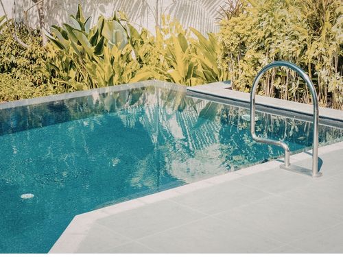Pool Surrounds in Sunshine Coast