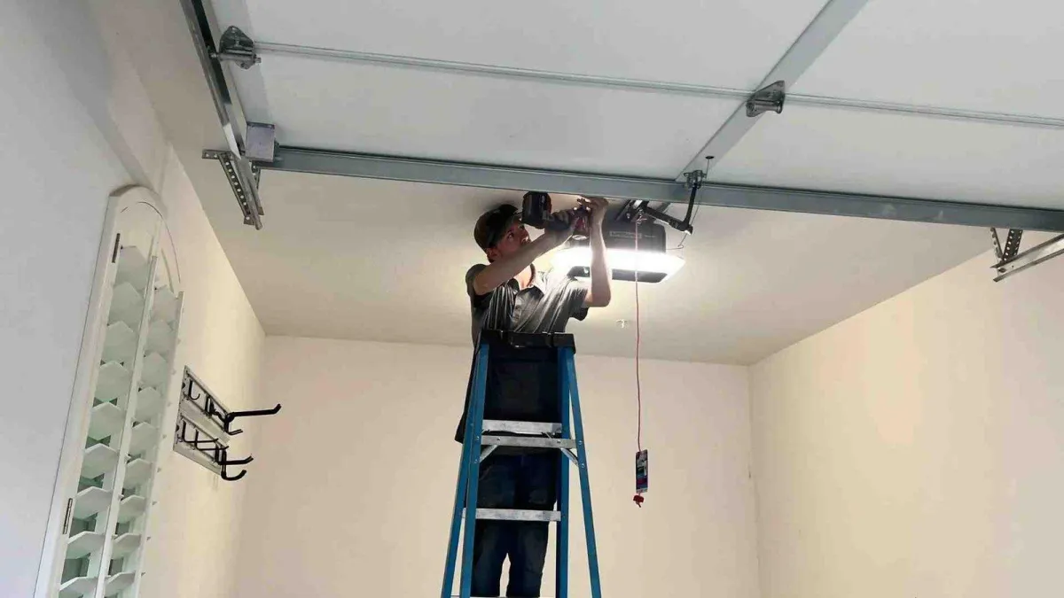 Metro Phoenix Garage door opener repair
