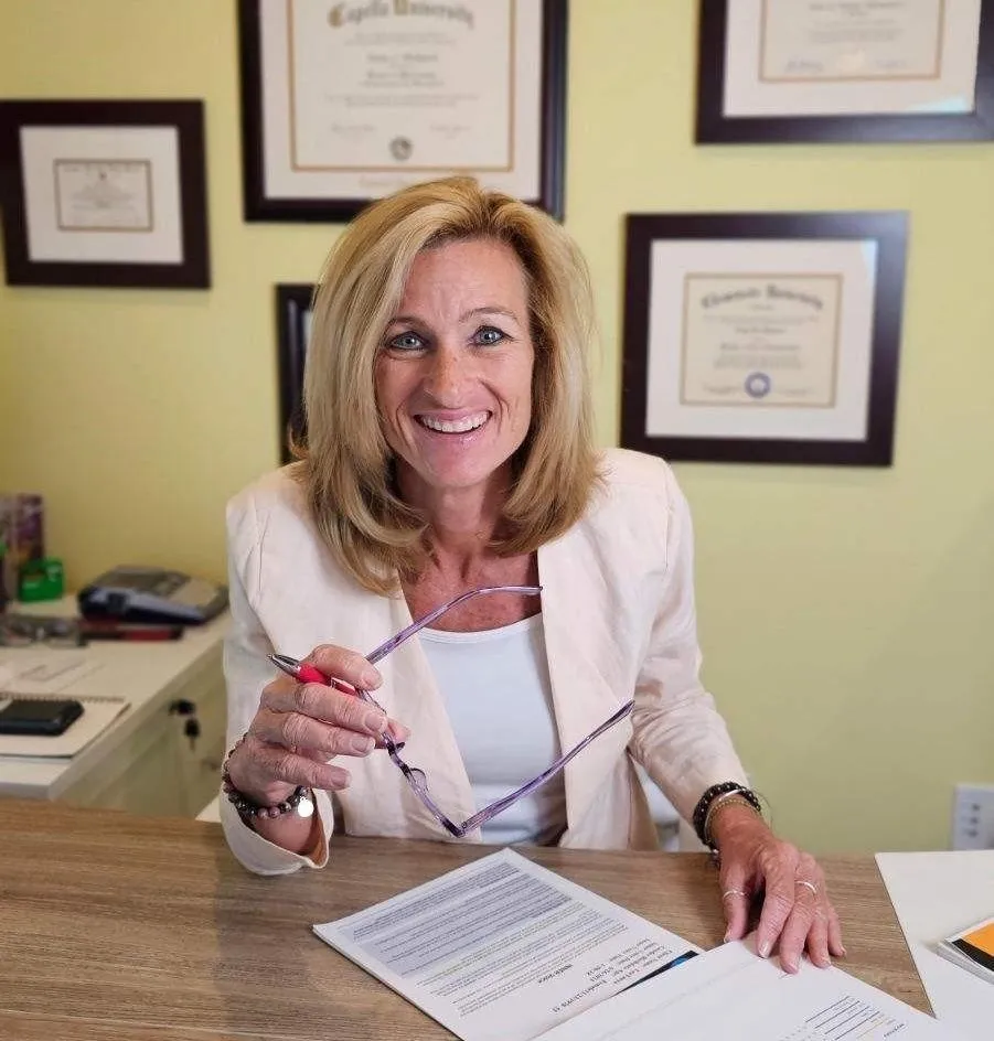 Dr. Tanya Lea