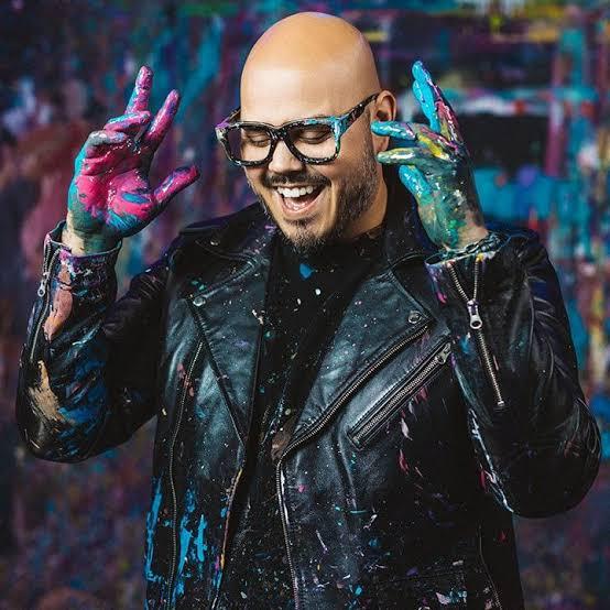 David Garibaldi painting live on stage
