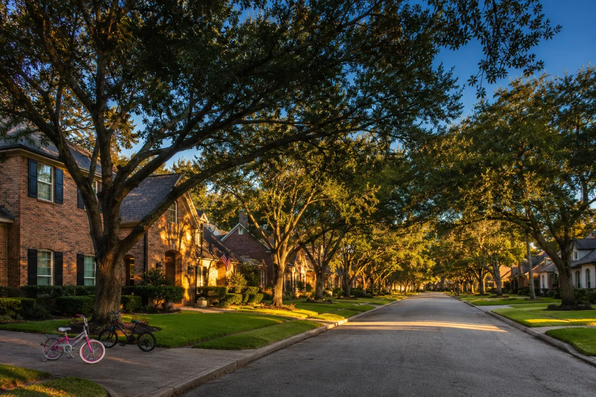 How to Choose the Right Houston Neighborhood for Your Family