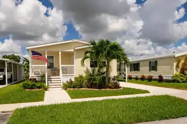 Advantages of Living in a Mobile Home Park in Desert Hot Springs