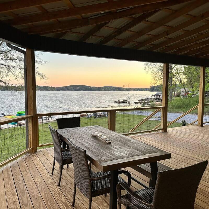 Eagles Nest on Lay Lake - Outdoor Dining Table