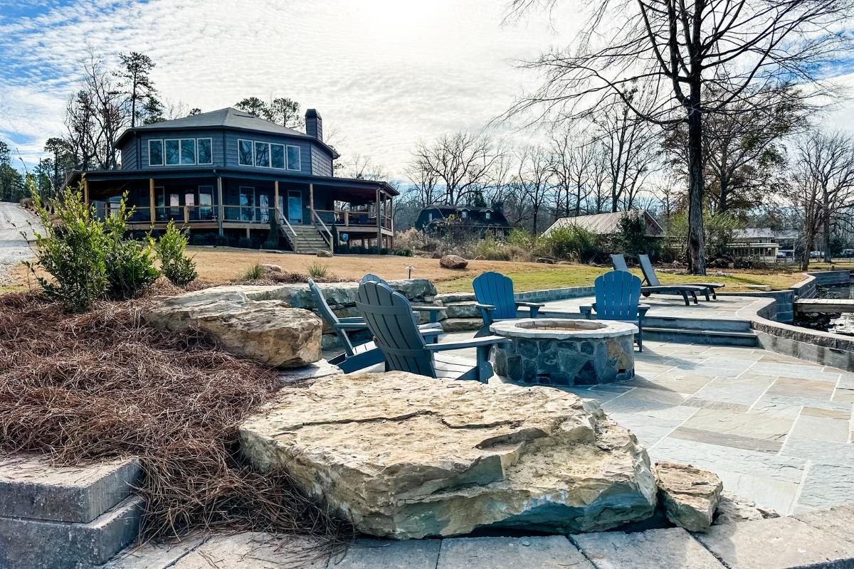 Eagles Nest on Lay Lake - Octagon Shaped Vacation Home in Shelby Alabama