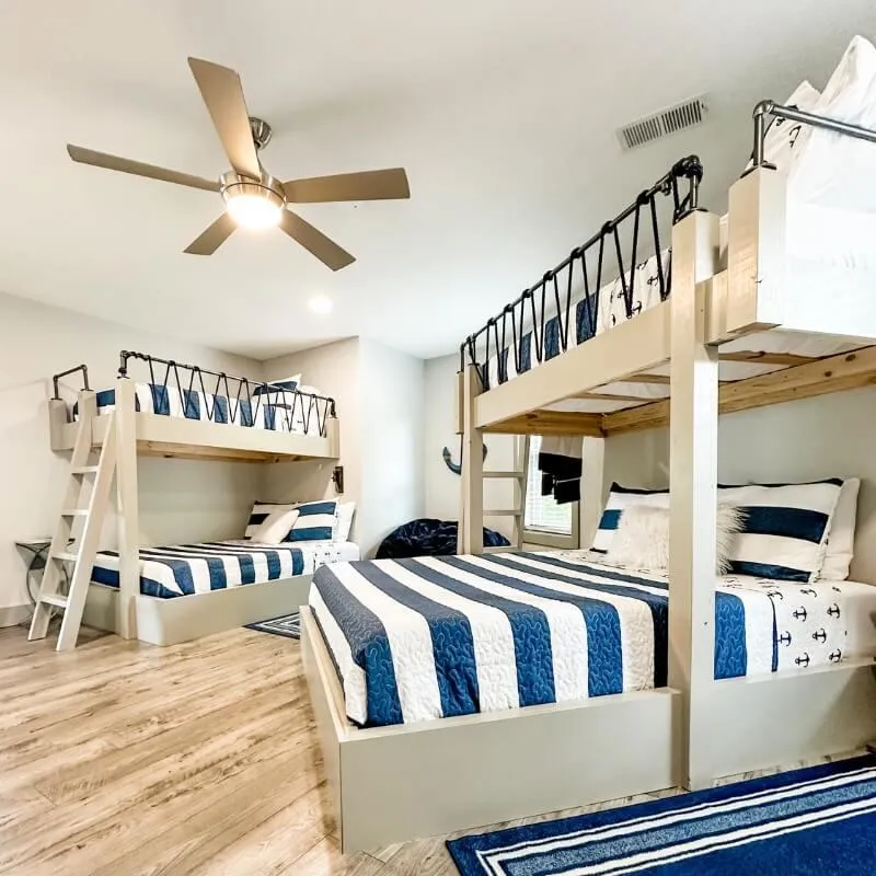 Eagles Nest Lakehouse Bunk Bedroom