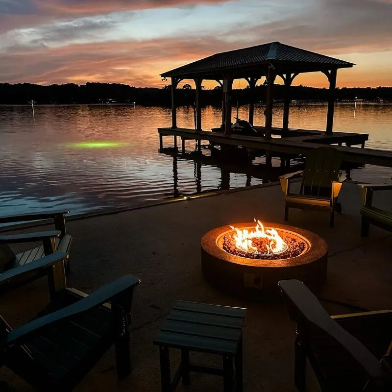 Mallards Nest Outdoor Fun - Lakeside Firpit and Smores