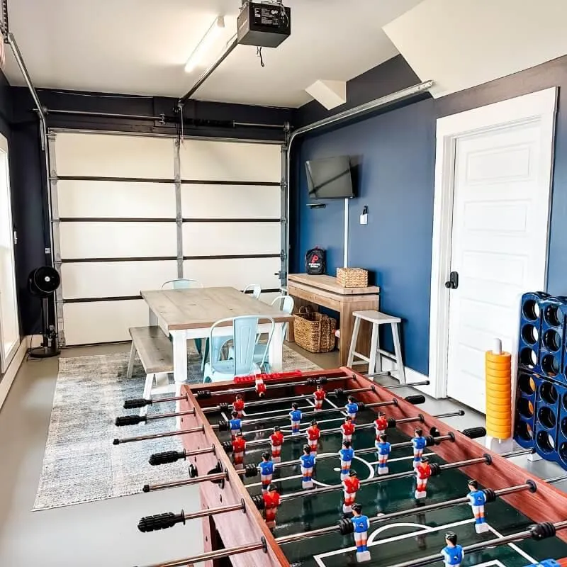 Mallards Nest on Lay Lake - Game Room Foosball and pepper pong