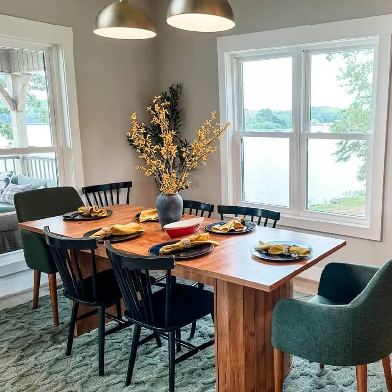 Dining table with Lay Lake view - Shelby AL Wedding Accomodation