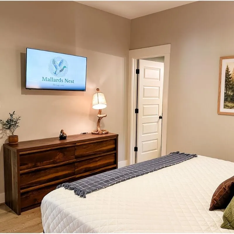 master bedroom dresser TV Mallards Nest on Lay Lake