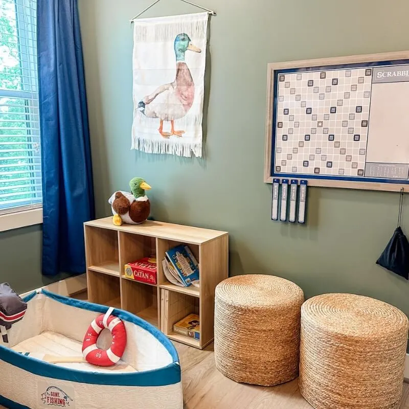 kids play area board games Mallards Nest - alabama lake vacation with kids