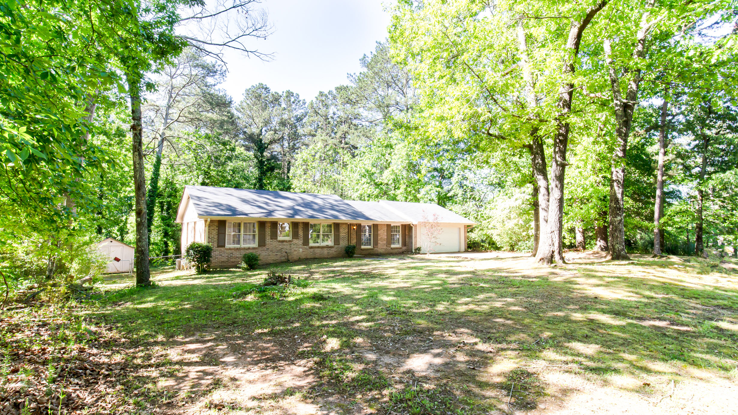 We buy houses in Lilburn GA.