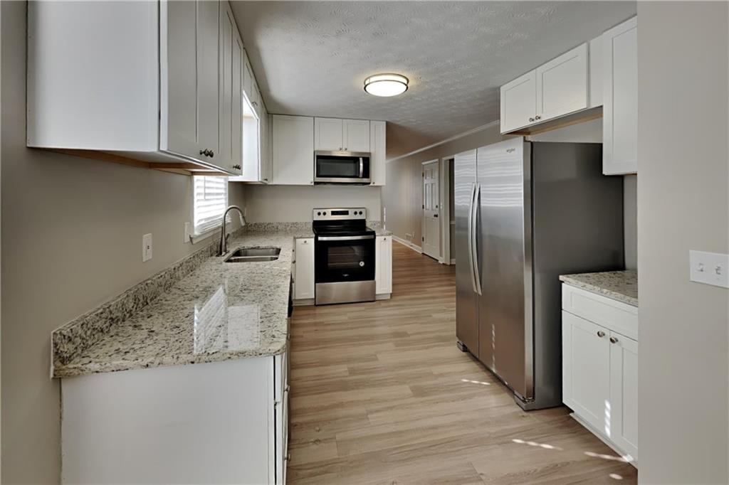 We buy houses in Snellville GA without a real estate agent.