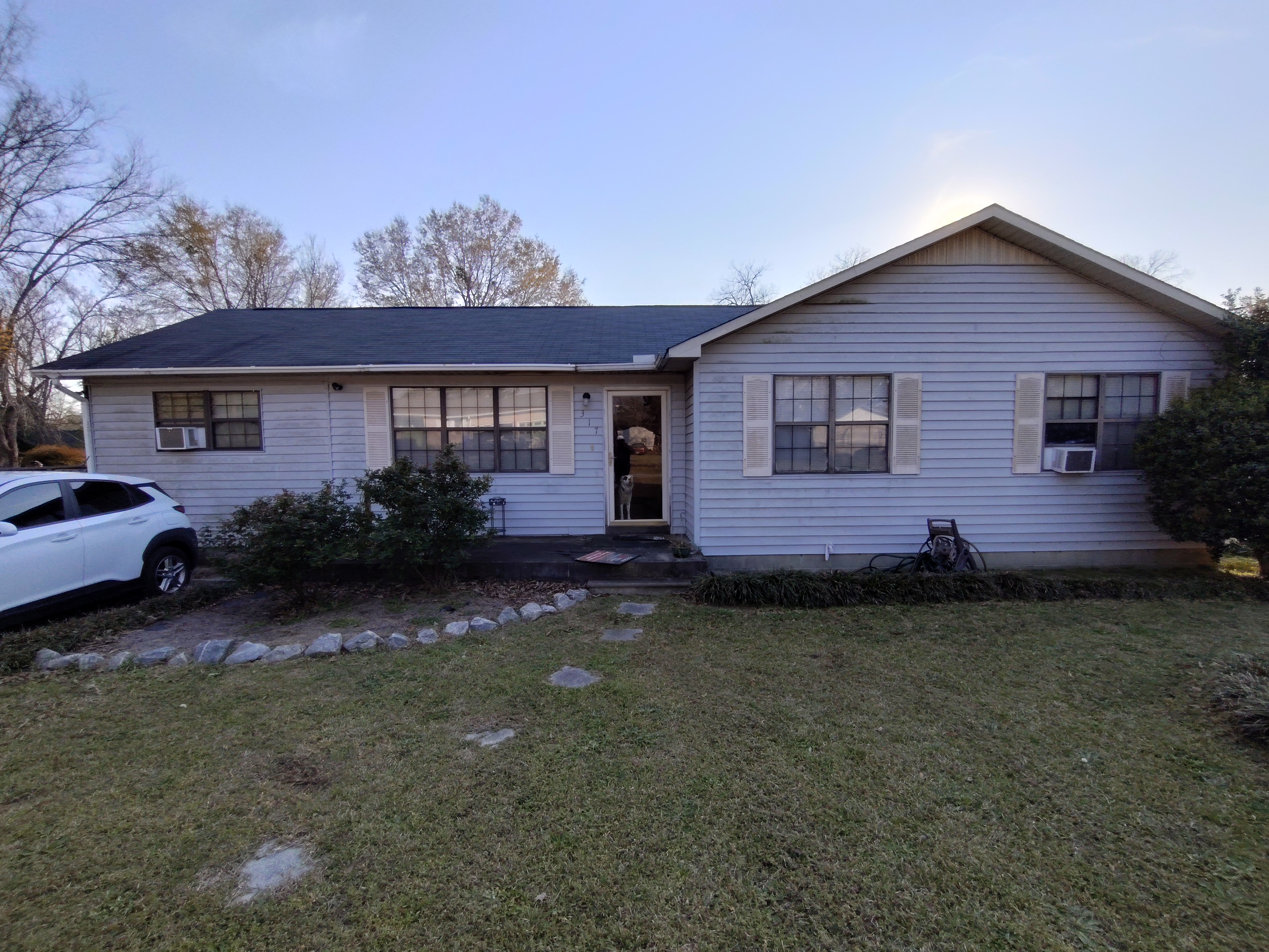 We buy houses cash in Fort Valley GA.