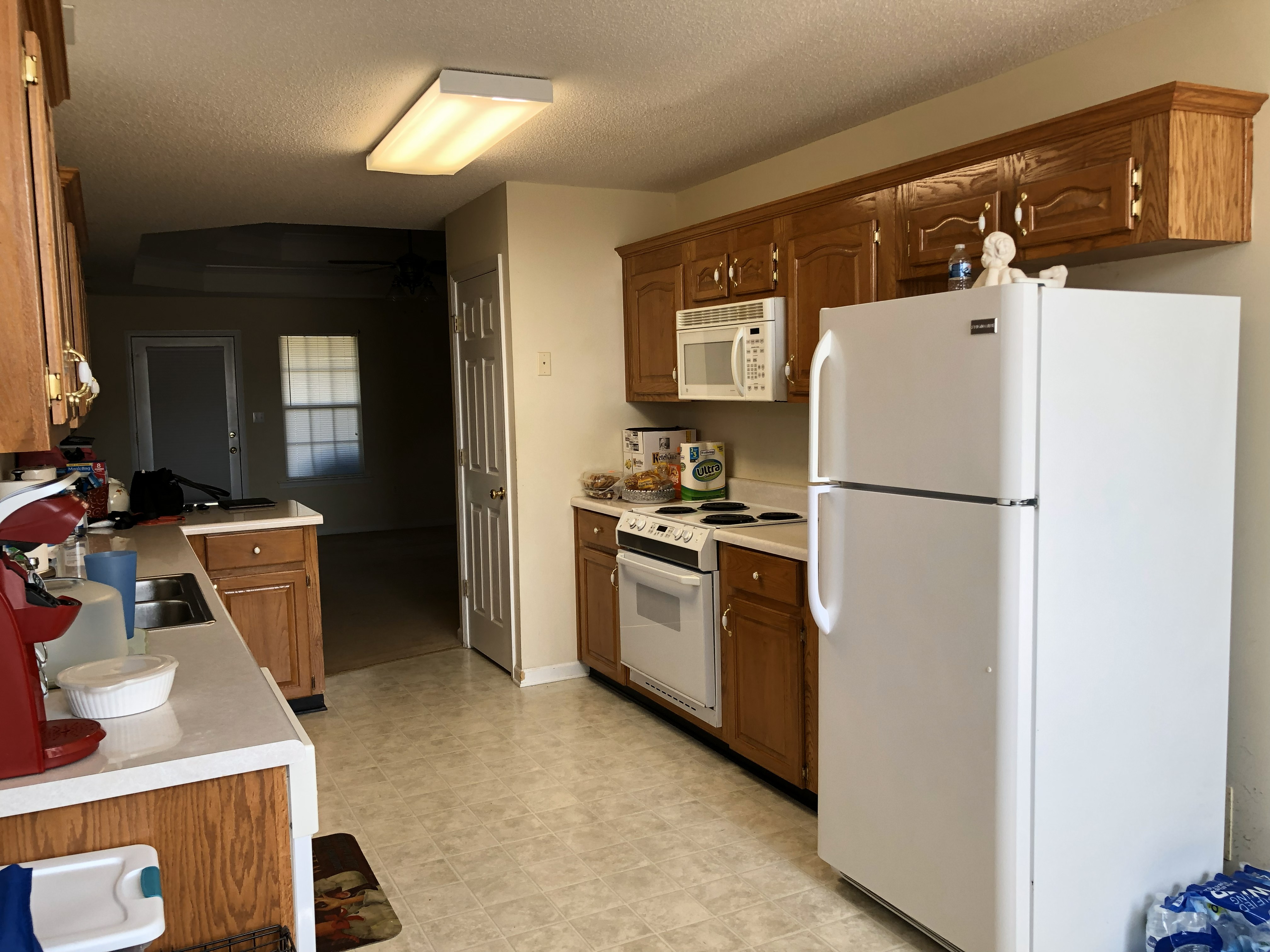 We buy houses fast in Kathleen GA.