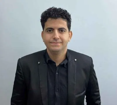 ادرس في مصر المركز العربى للأستشارات التعليمية فريق العمل