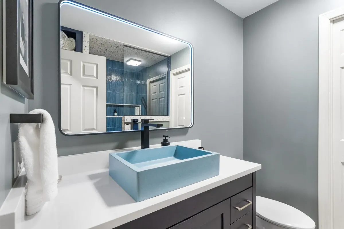 sleek bathroom design by tpc construction