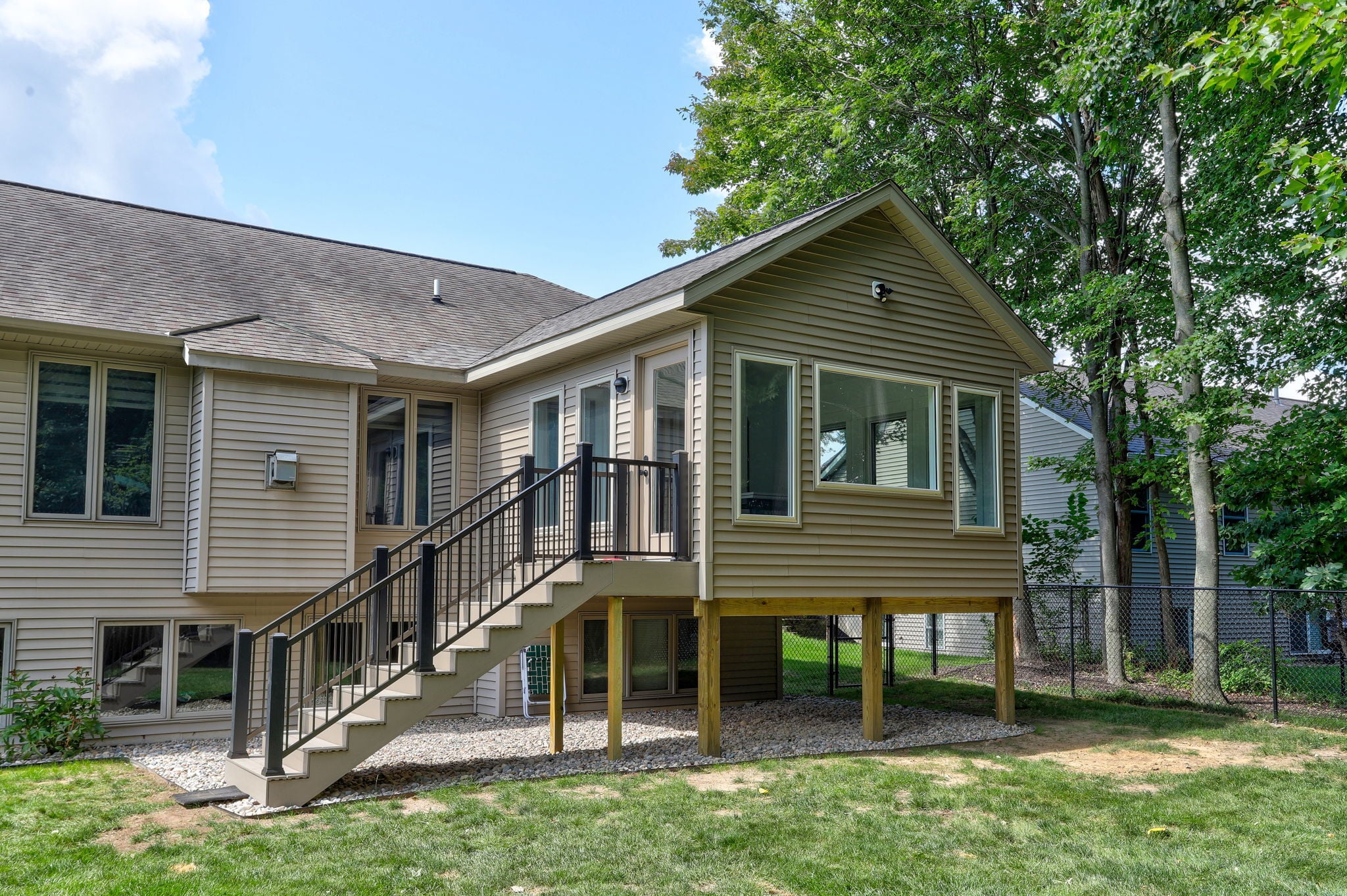 finished 4 season addition build by tpc construction