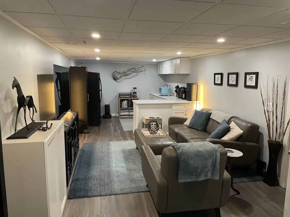 fully furnished basement remodel in Jenison, MI