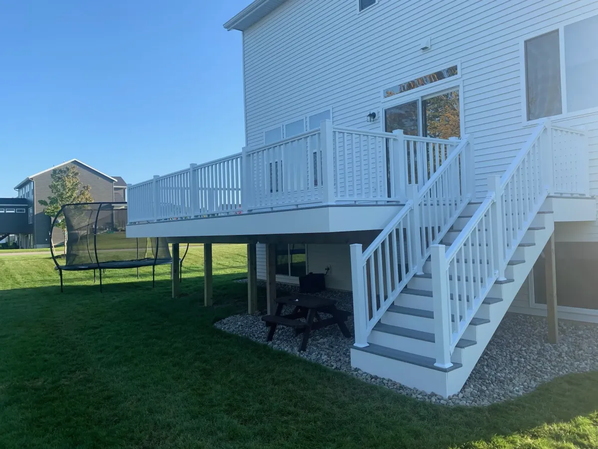 Modern design deck build in grand rapids michigan