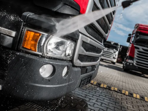 Daytona Beach Semi Trucks & RV Washing