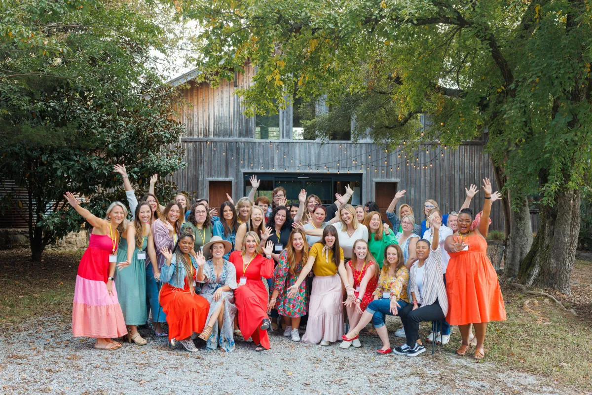 Amber Housley, a female business coach and marketing strategist