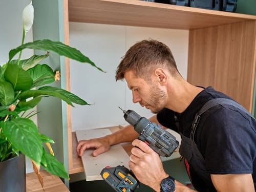 De- und Montage arbeiten in Freiburg