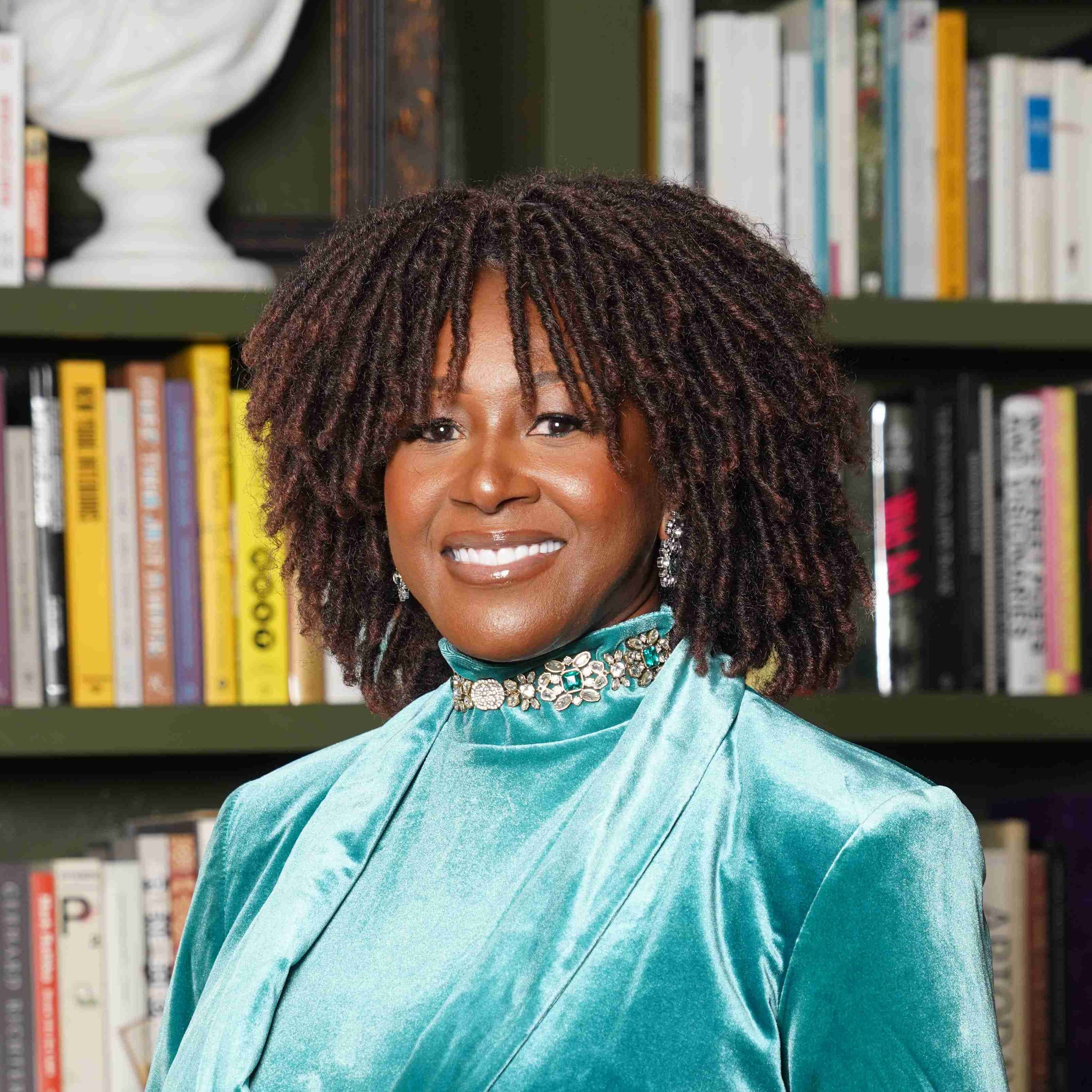 Kimberly Mitchell Headshot