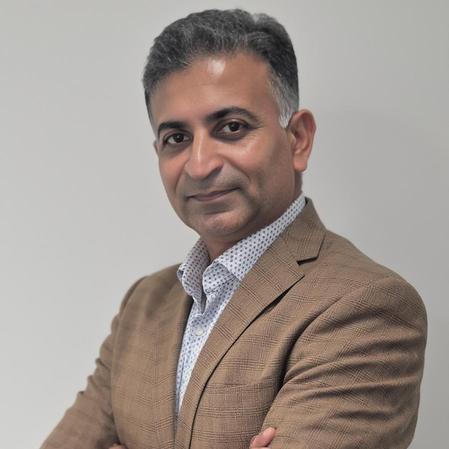 Nayeem Sayed Headshot