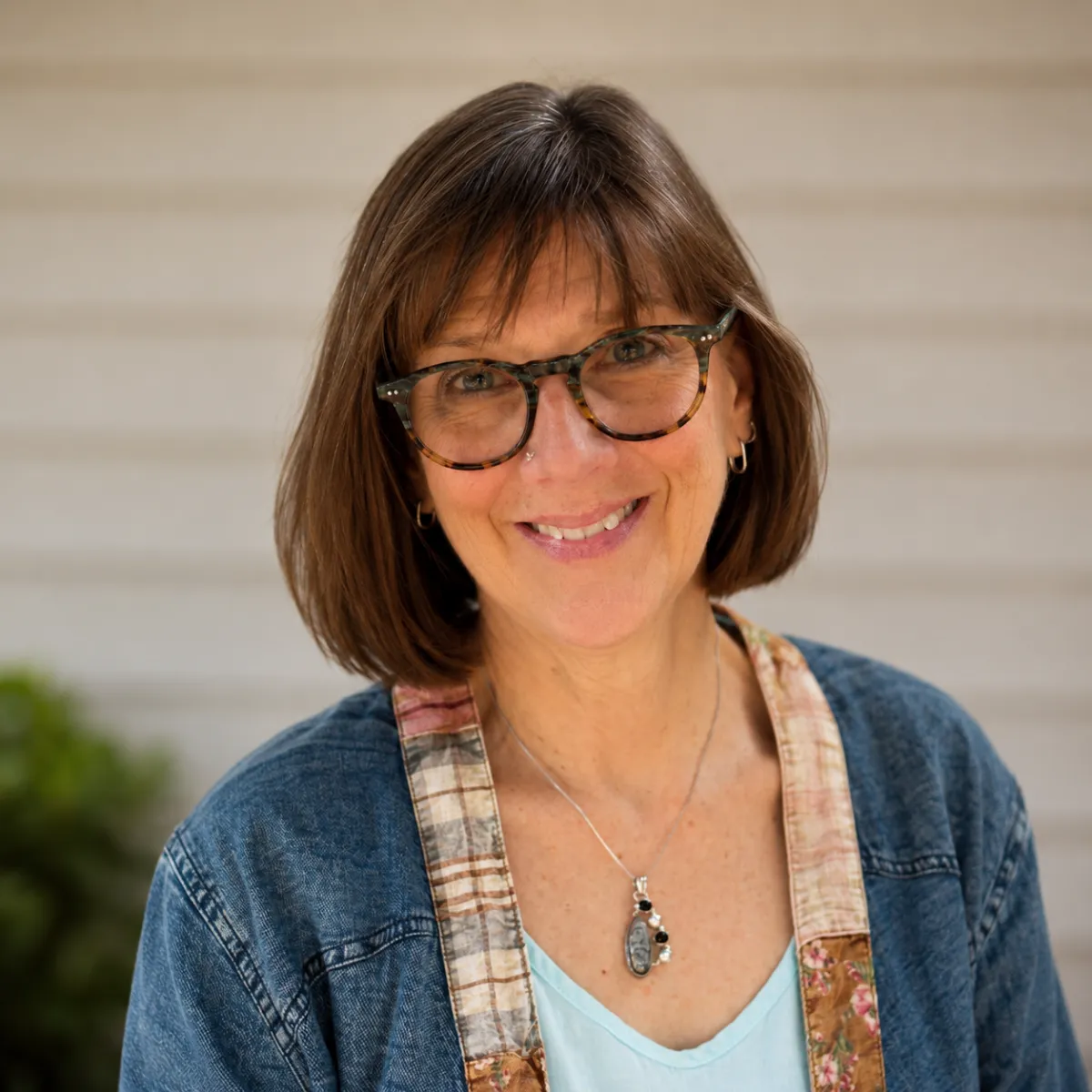 Stacy Simbrom Headshot