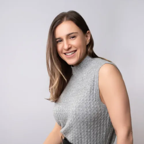 Emily Terrani Headshot