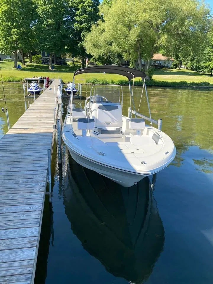 2020 Yamaha Robalo 206 Cayman $40,000For Sale Chautauqua Lake