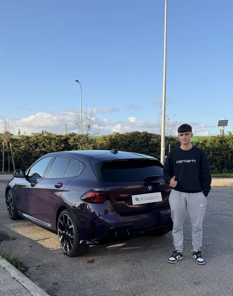 BMW Serie 1 morado importado por RB Automotive