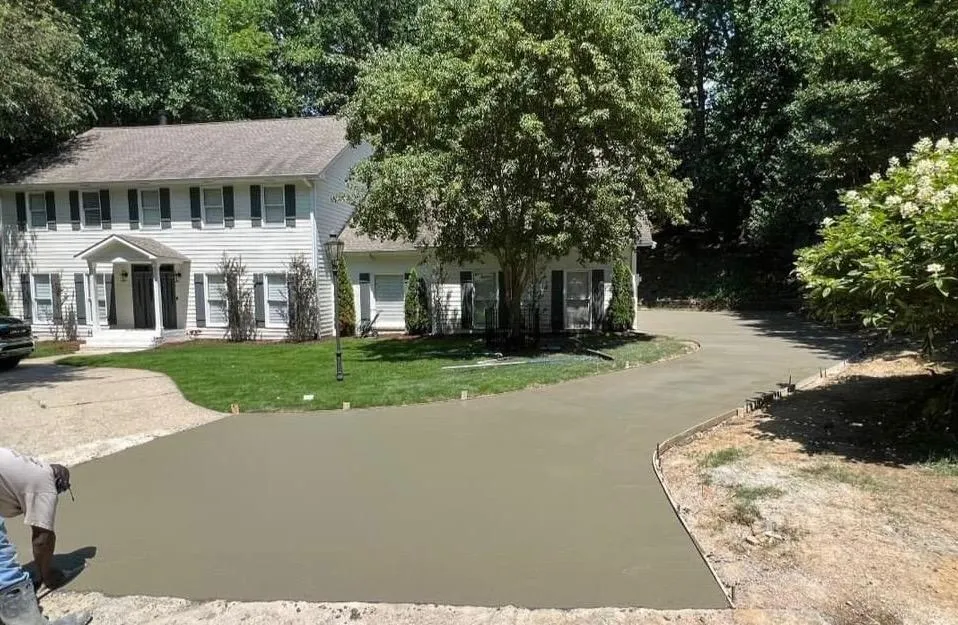 {{ custom_values.service_1 }} in {{custom_values.biz_area_1})