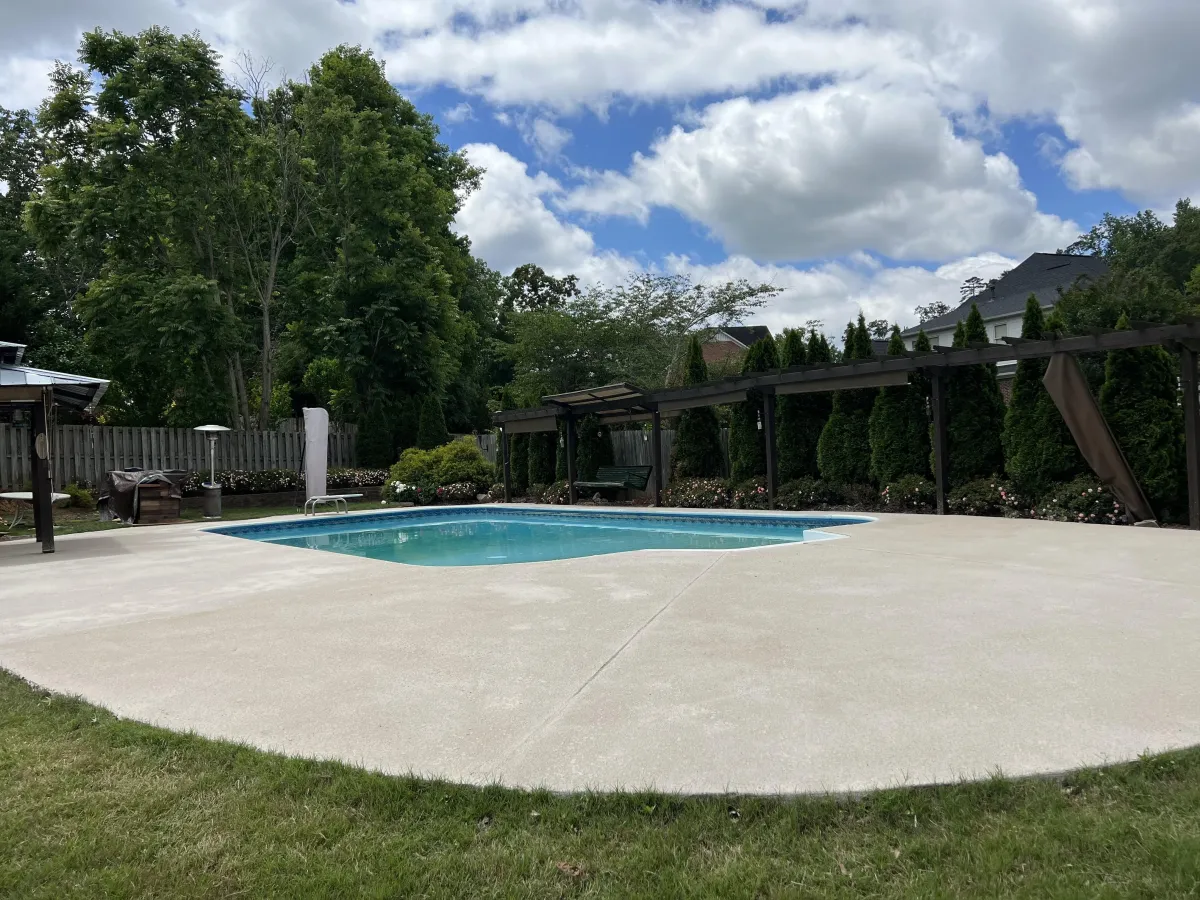 Gardendale Concrete Patio