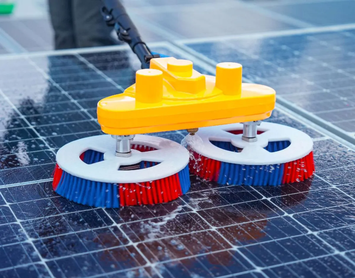 Mantenimiento Estándar de Placas Solares