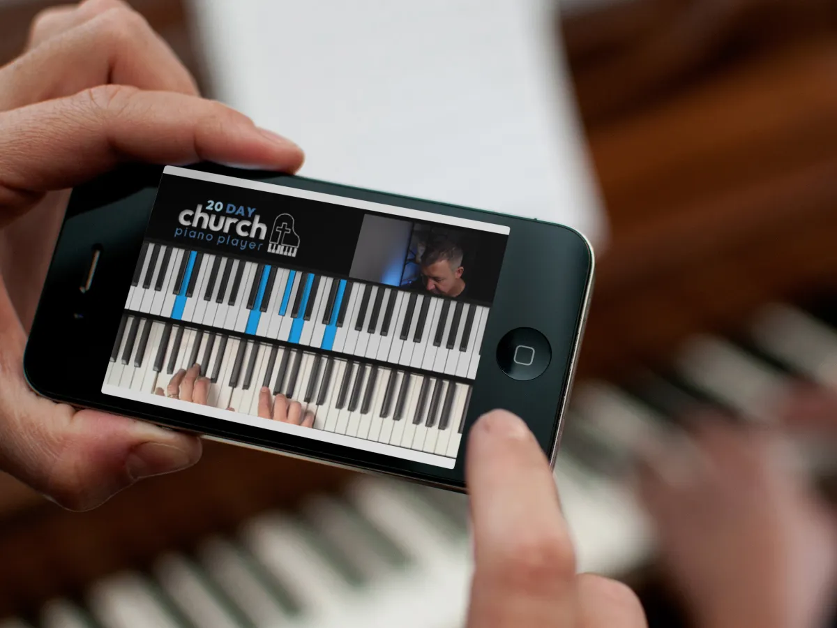 worship piano free lessons