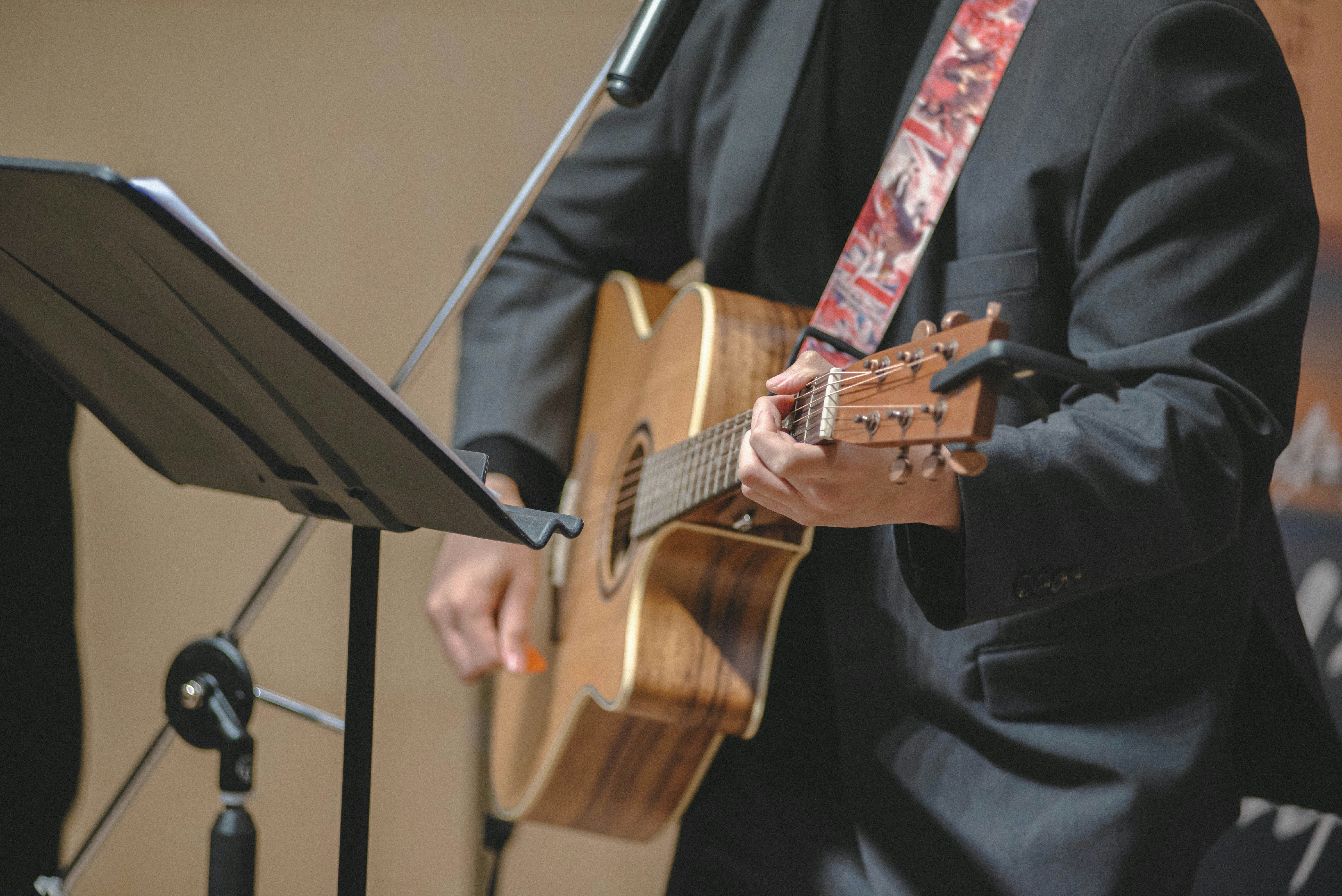 How To Play With A Guitarist
