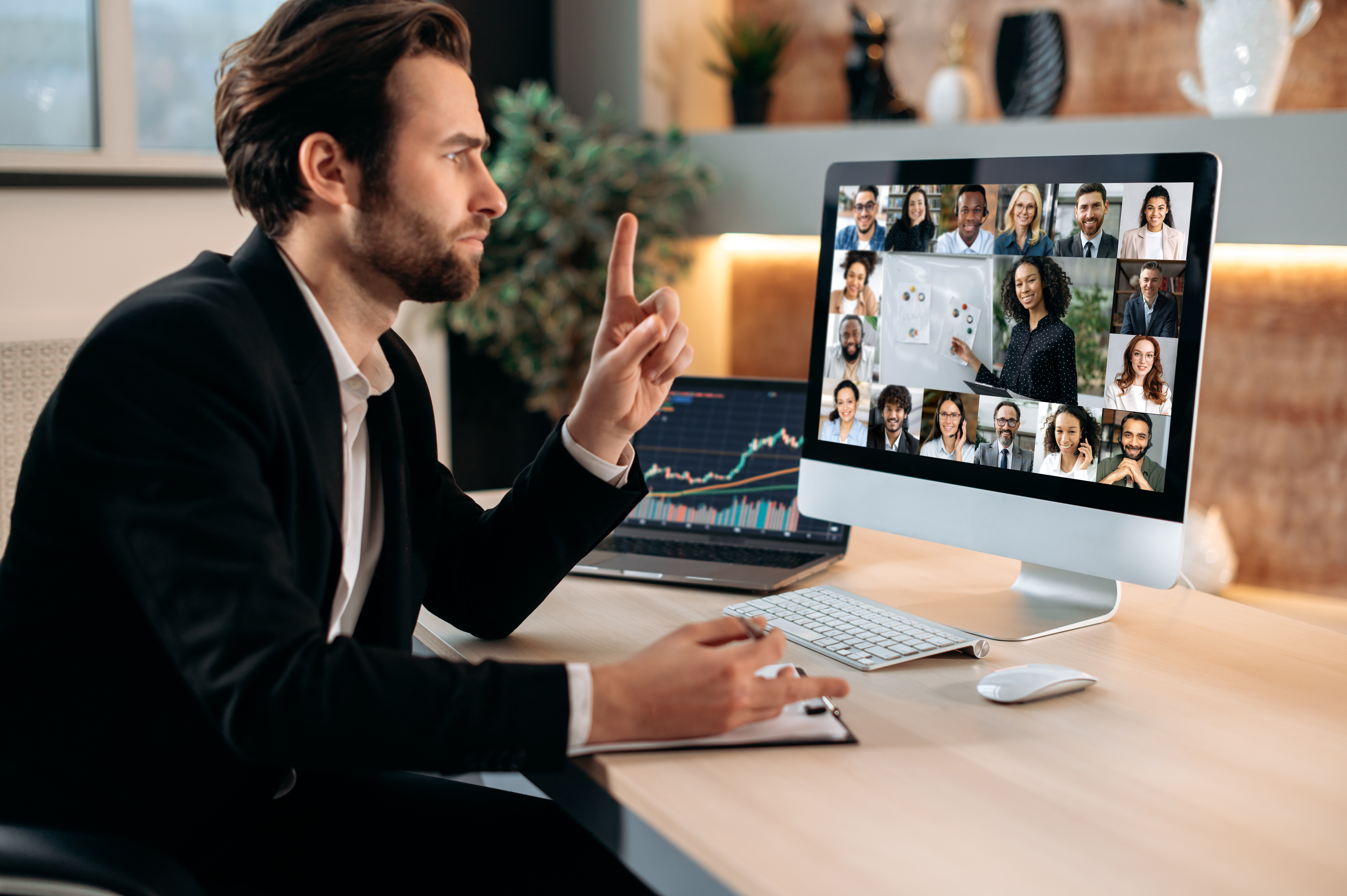 alt="Book a free discovery call with a video production and digital marketing agency in BOSTON MA"
