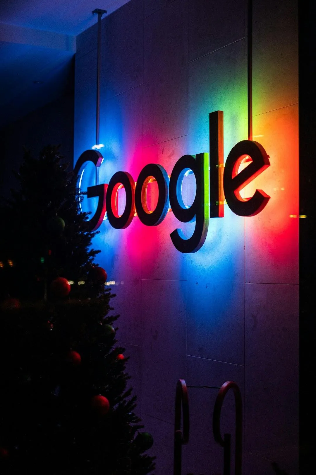Google’s Search Box Just Changed Forever — Here’s What It Means for Your Business