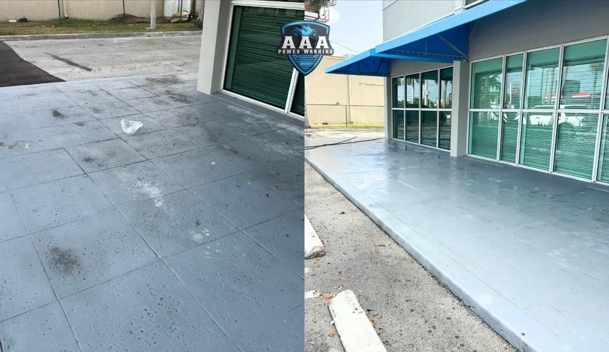 Kendall, Miami-Dade โ Black algae removed, soft wash only