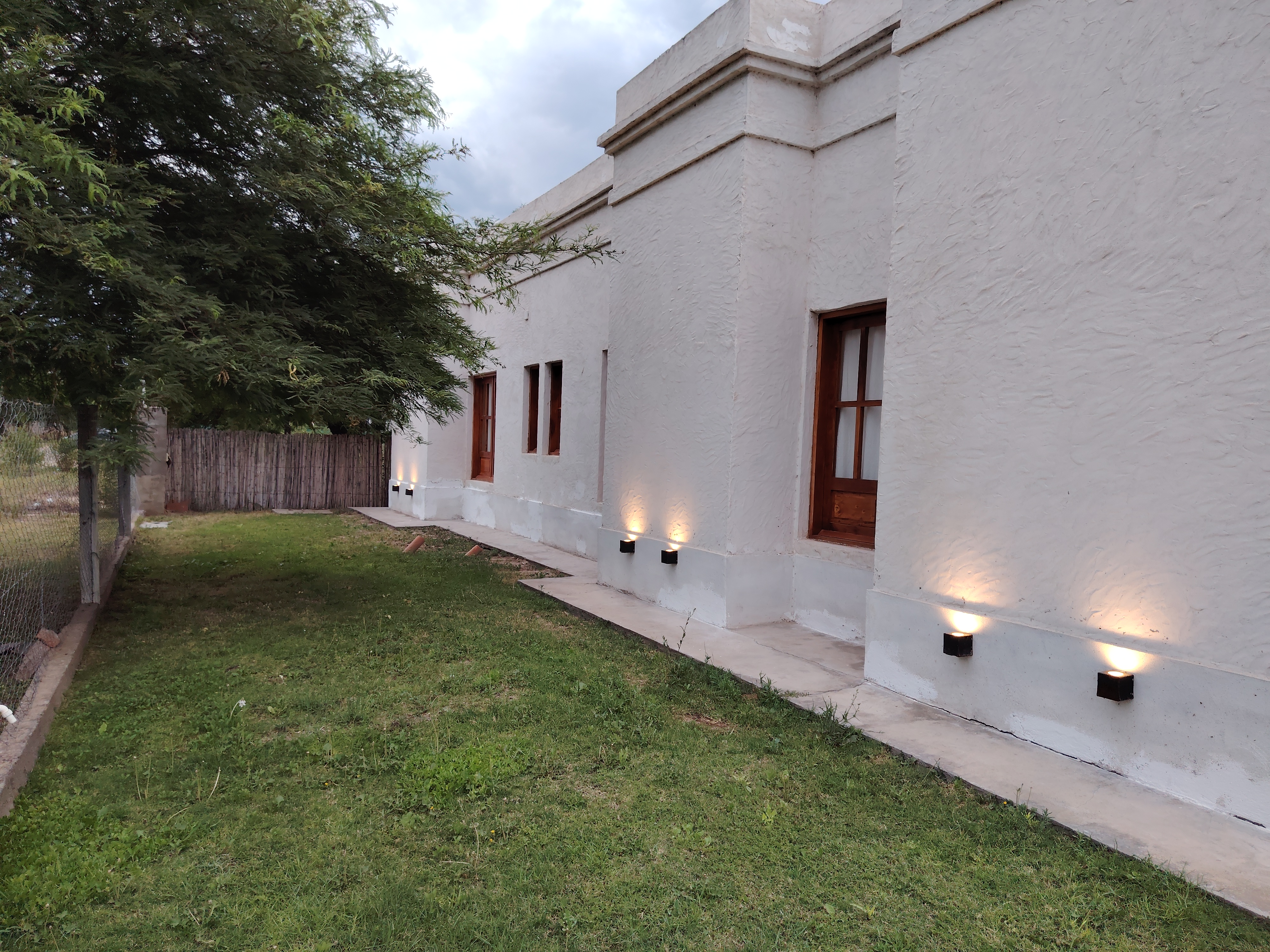 white and brown kitchen counter
