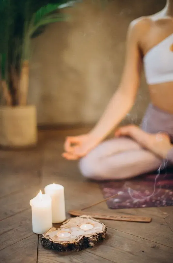 Hands holding a bowl