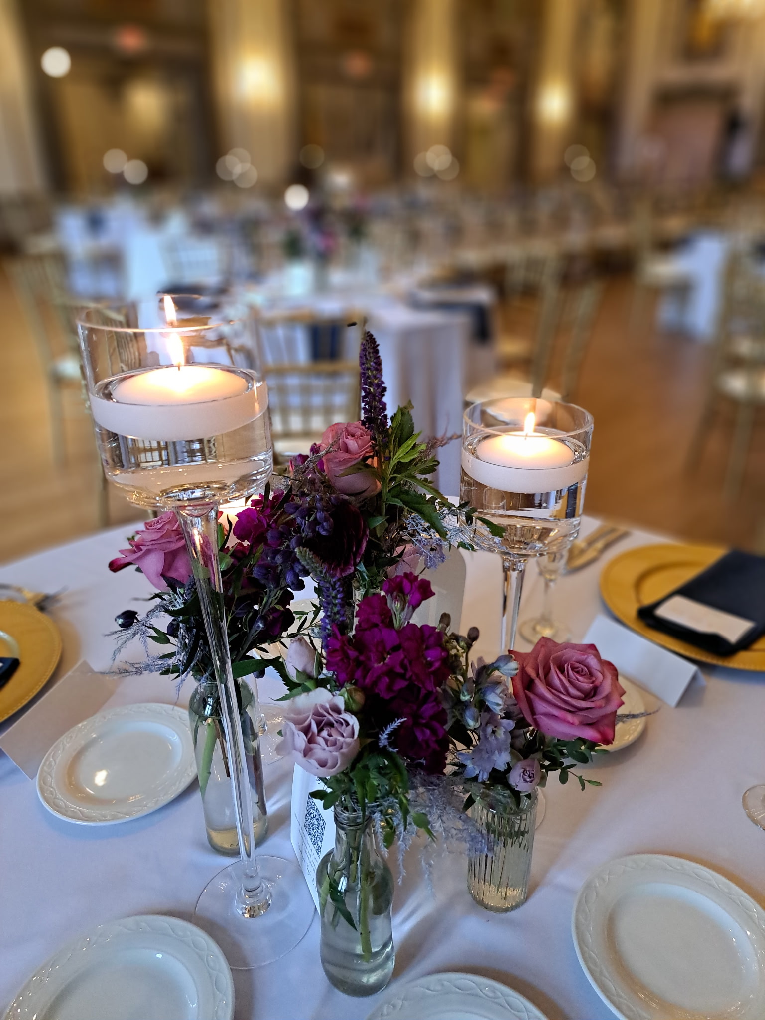 Low-profile wedding centerpieces Cleveland Ohio