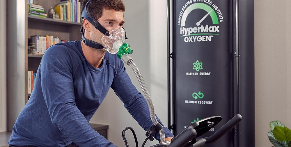 Client on oxygen therapy equipment for energy and recovery support