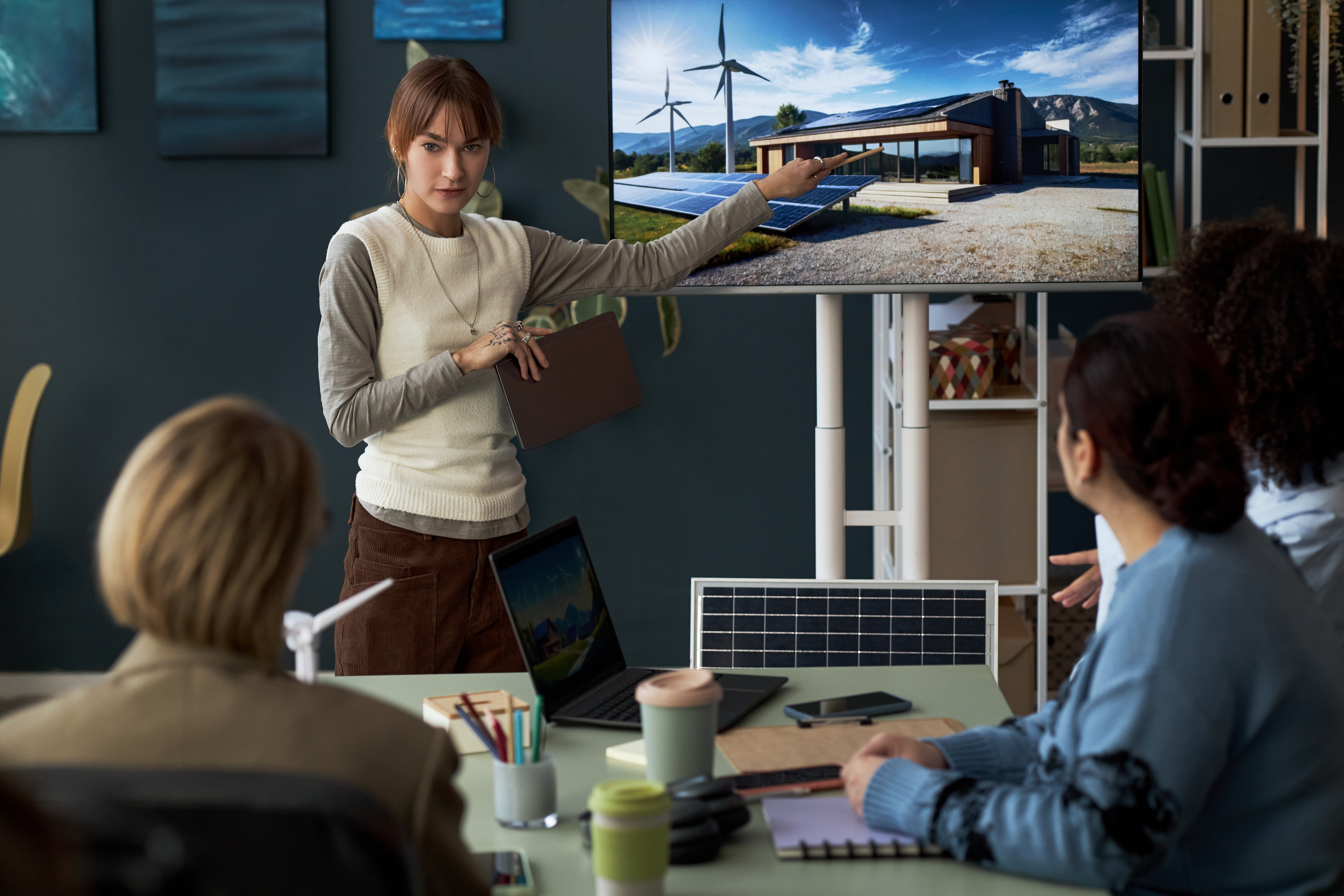 Unlock Miami's Real Estate Potential: Sell at a Premium Now