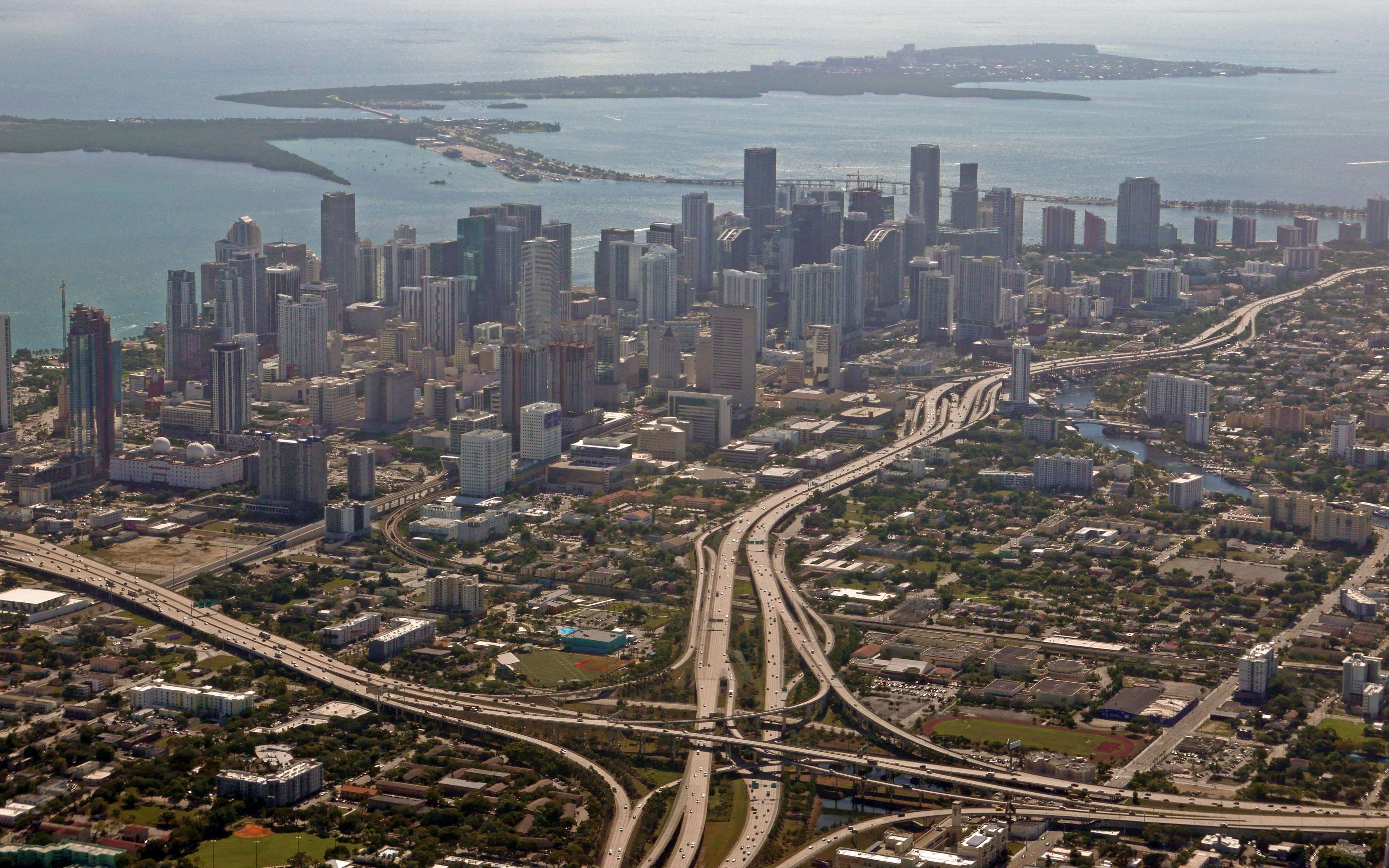 Vertical Estates: The Key to Miami's Luxe Lifestyle