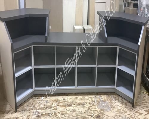 Office Desk in Ronkonkoma