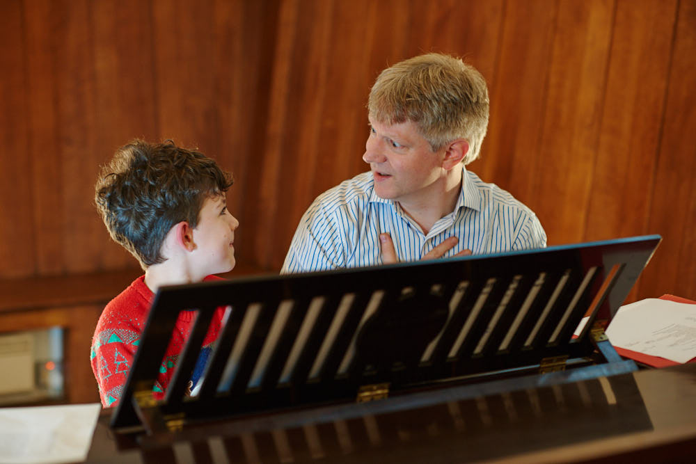 Piano lessons for kids