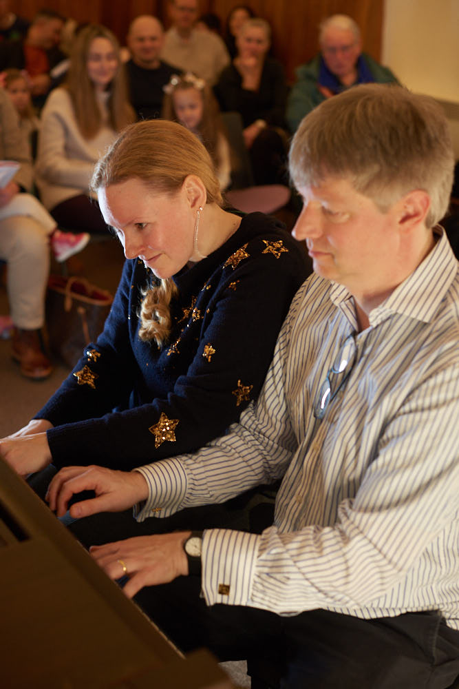 Piano lessons for adults